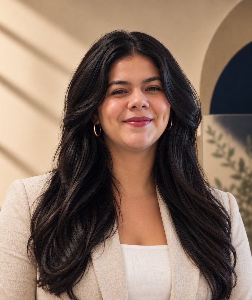Maria Carolina, Co-Founder and lead on Digital Marketing and Sales